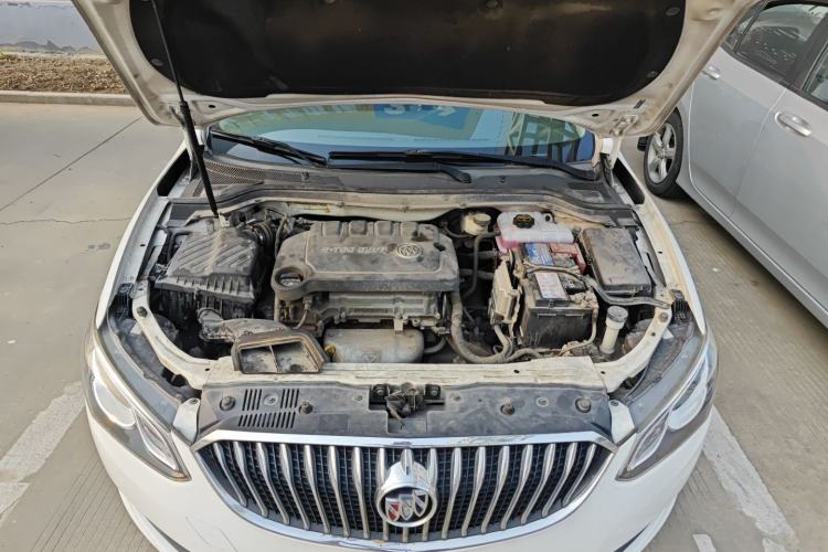 Used Buick GT 2015 15N Automatic Entry-Level Trim Engine Bay