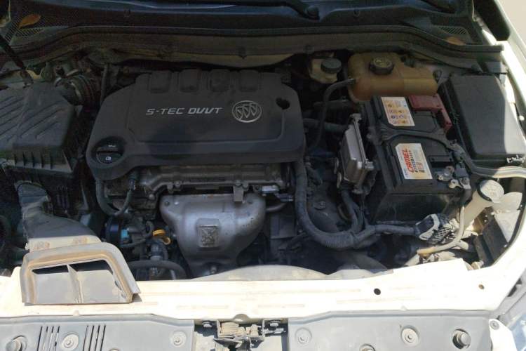 Used Buick GT 2015 15N Automatic Elite Version Engine Bay