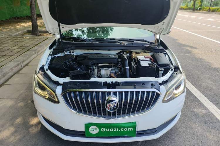 Used Buick GT 2015 18T Dual-Clutch Luxury Model Engine Bay