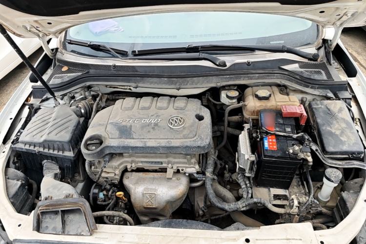 Used Buick GT 2015 15N Manual Elite Edition Engine Bay