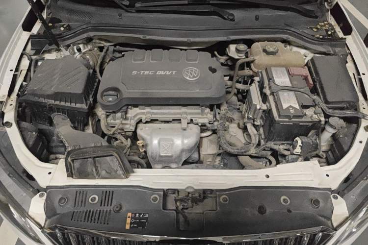Used Buick GT 2015 15N Automatic Elite Version Engine Bay