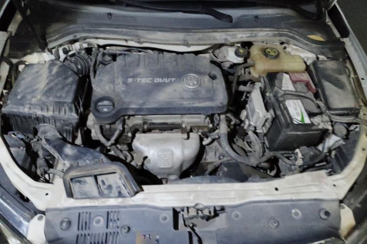 Used Buick GT 2015 15N Automatic Elite Version Engine Bay