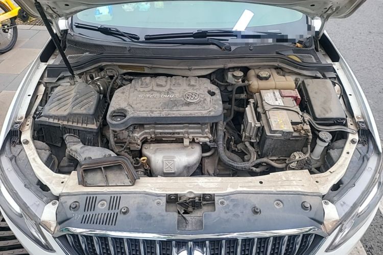 Used Buick GT 2015 15N Manual Entry-Level Trim Engine Bay