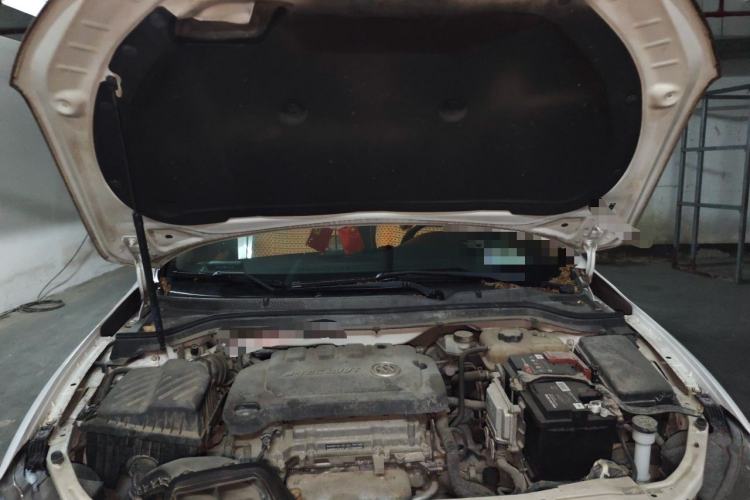 Used Buick GT 2015 15N Automatic Elite Version Engine Bay