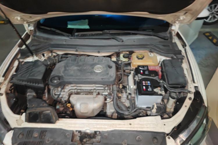 Used Buick GT 2015 15N Automatic Deluxe Edition Engine Bay