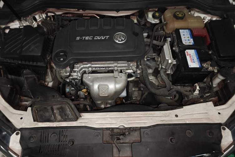 Used Buick GT 2015 15N Automatic Deluxe Edition Engine Bay