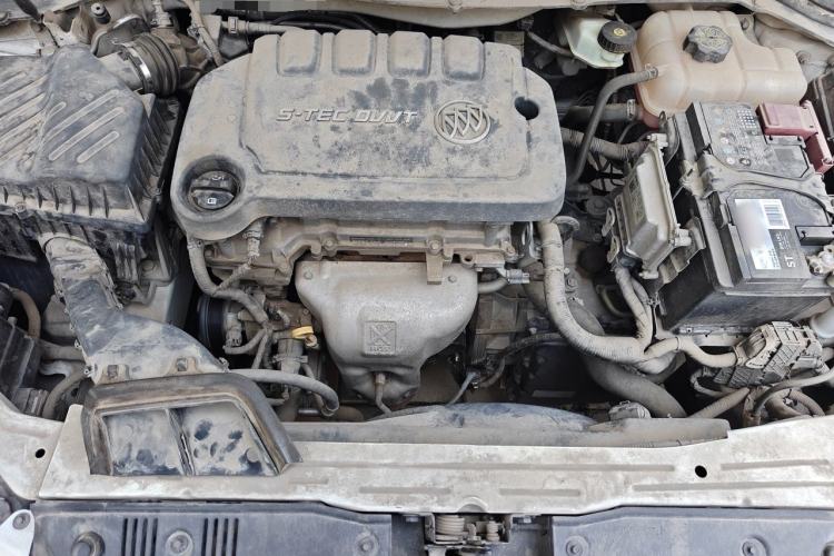 Used Buick GT 2015 15N Automatic Entry-Level Trim Engine Bay
