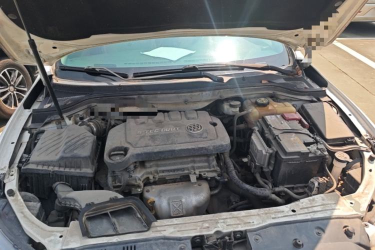 Used Buick GT 2015 15N Automatic Entry-Level Trim Engine Bay