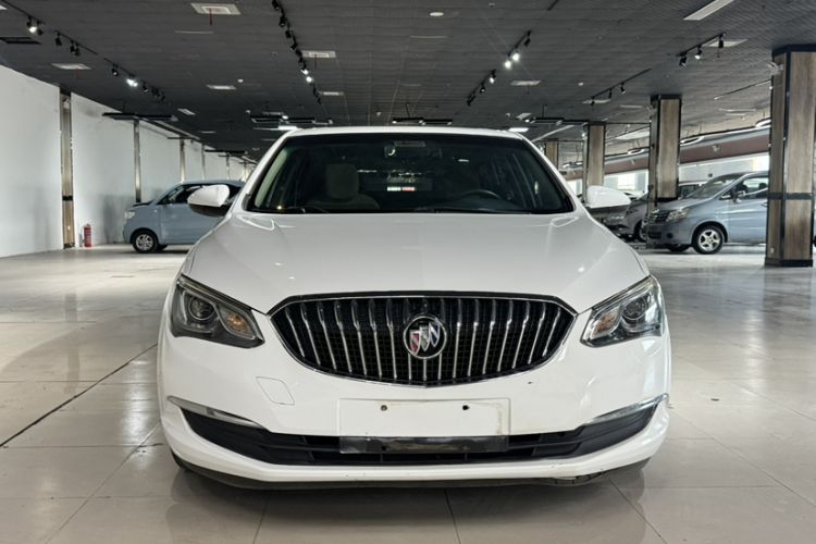 Used Buick GT 2015 15N Automatic Elite Version Exterior 2