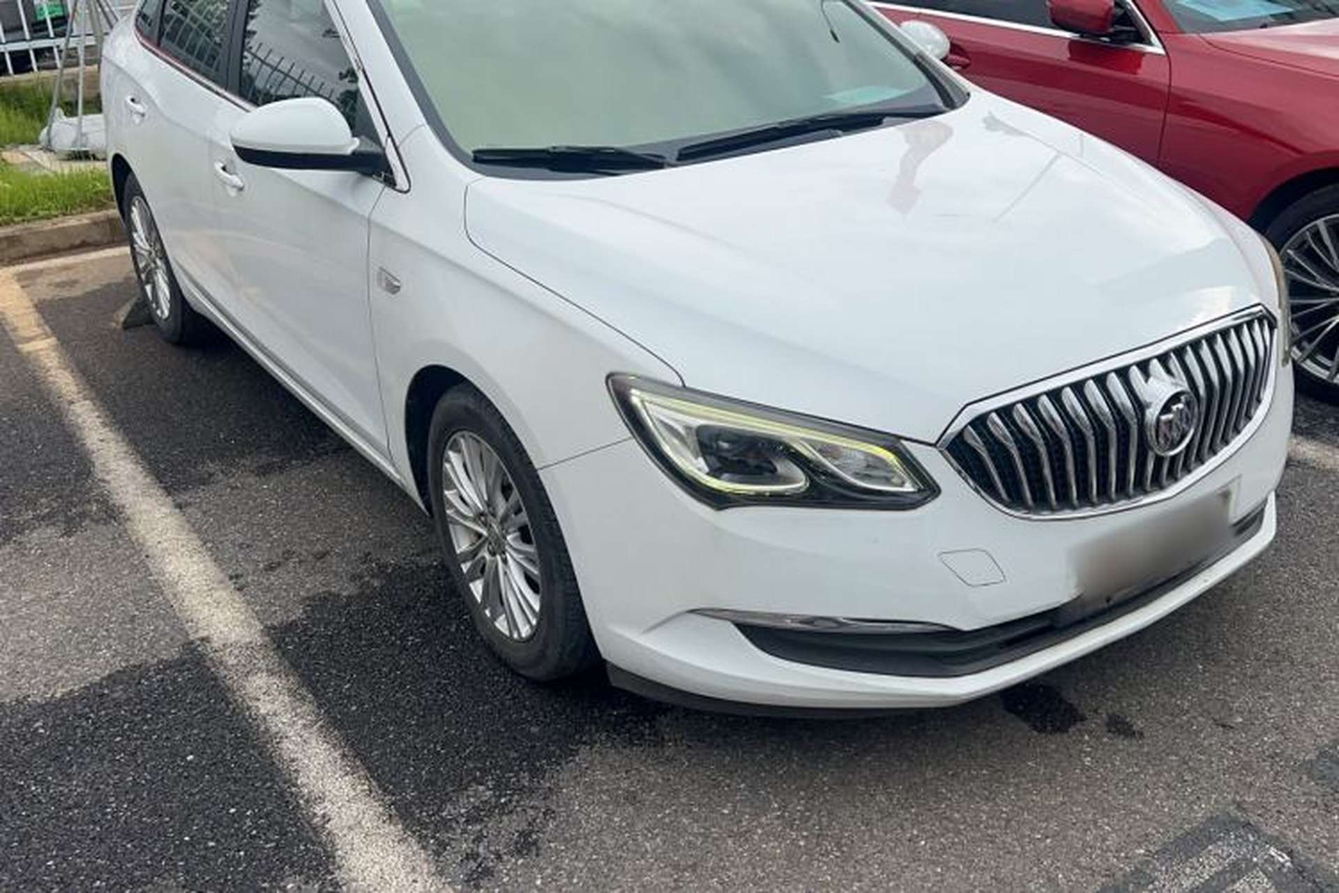 Used Buick GT 2015 18T Dual-Clutch Elite Model Exterior 2
