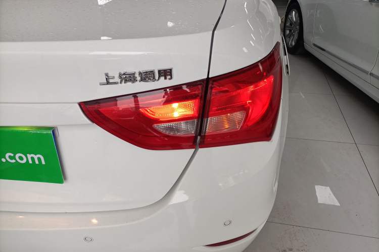 Used Buick GT 2015 15N Automatic Elite Version Exterior 3