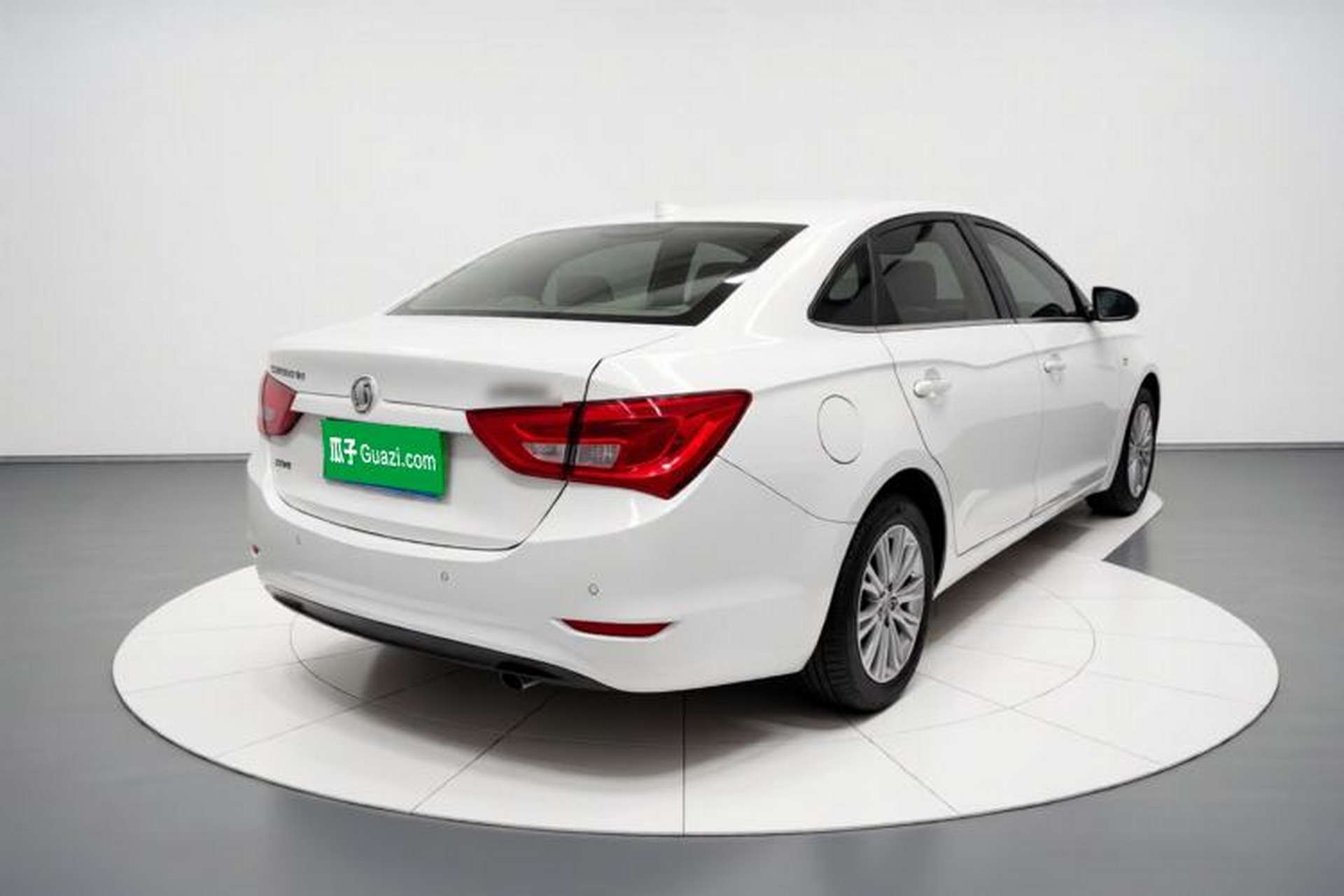 Used Buick GT 2015 15N Automatic Elite Version Exterior 5