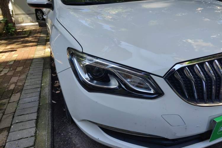 Used Buick GT 2015 15N Automatic Elite Version Exterior 6