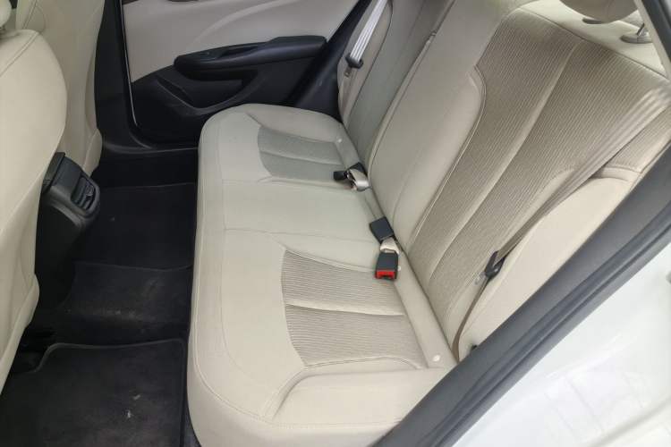 Used Buick GT 2015 15N Automatic Elite Version Exterior 6