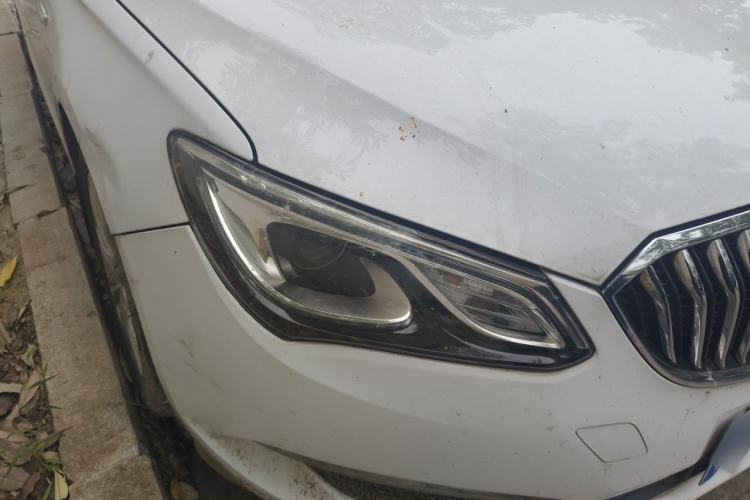 Used Buick GT 2015 15N Automatic Elite Version Exterior 6