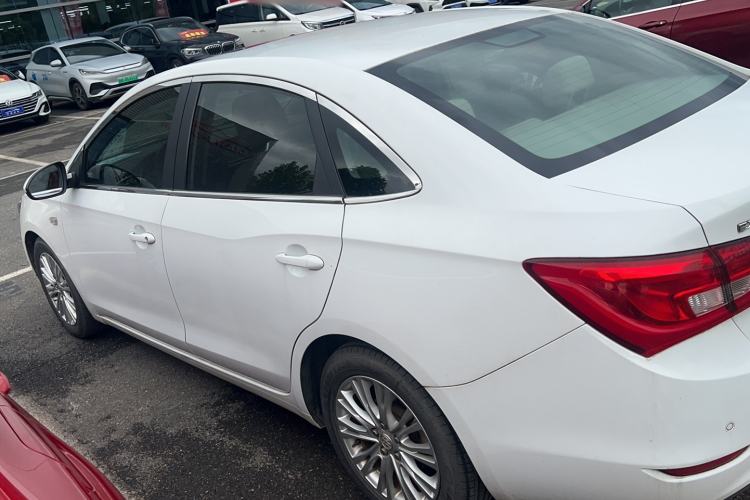 Used Buick GT 2015 18T Dual-Clutch Elite Model Exterior 6