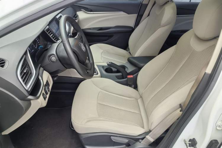 Used Buick GT 2015 15N Automatic Elite Version Exterior 7