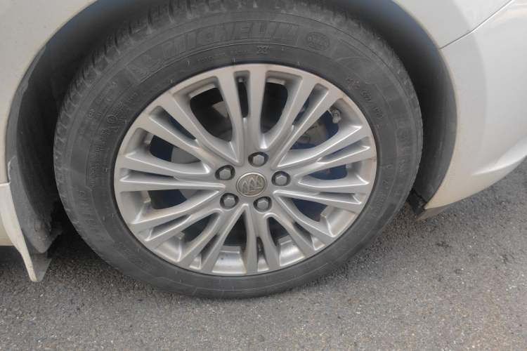 Used Buick GT 2015 15N Automatic Deluxe Edition Exterior 7