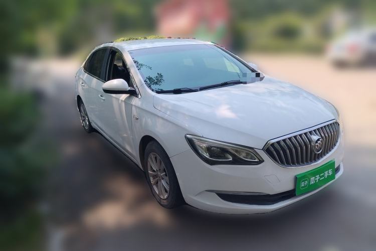 Used Buick GT 2015 15N Automatic Entry-Level Trim Front Right 45 Deg