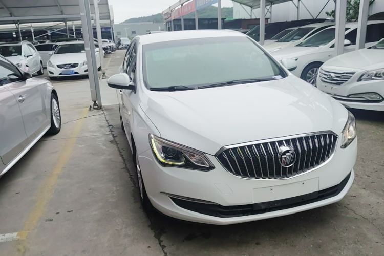 Used Buick GT 2015 15N Automatic Entry-Level Trim Front Right 45 Deg