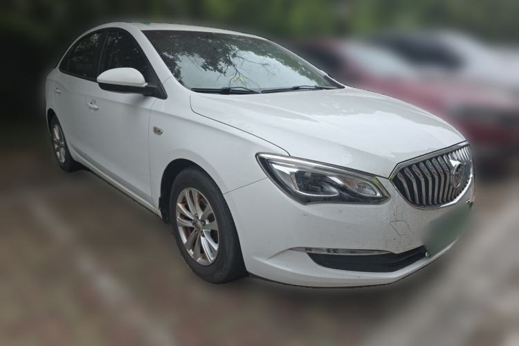 Used Buick GT 2015 15N Automatic Entry-Level Trim Front Right 45 Deg