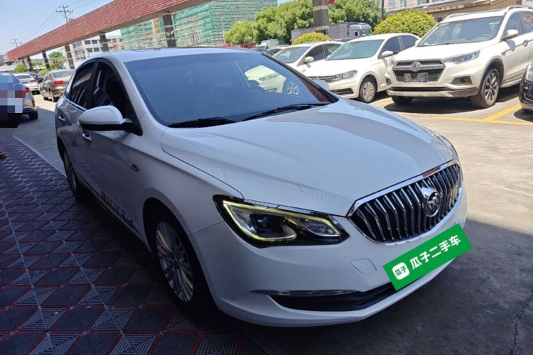 Used Buick GT 2015 18T Dual-Clutch Luxury Model Front Right 45 Deg