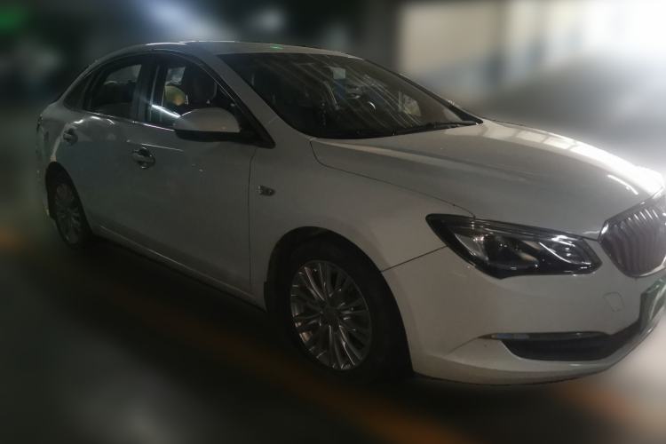 Used Buick GT 2015 15N Automatic Elite Version Front Right 45 Deg