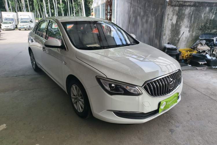 Used Buick GT 2015 15N Automatic Entry-Level Trim Front Right 45 Deg