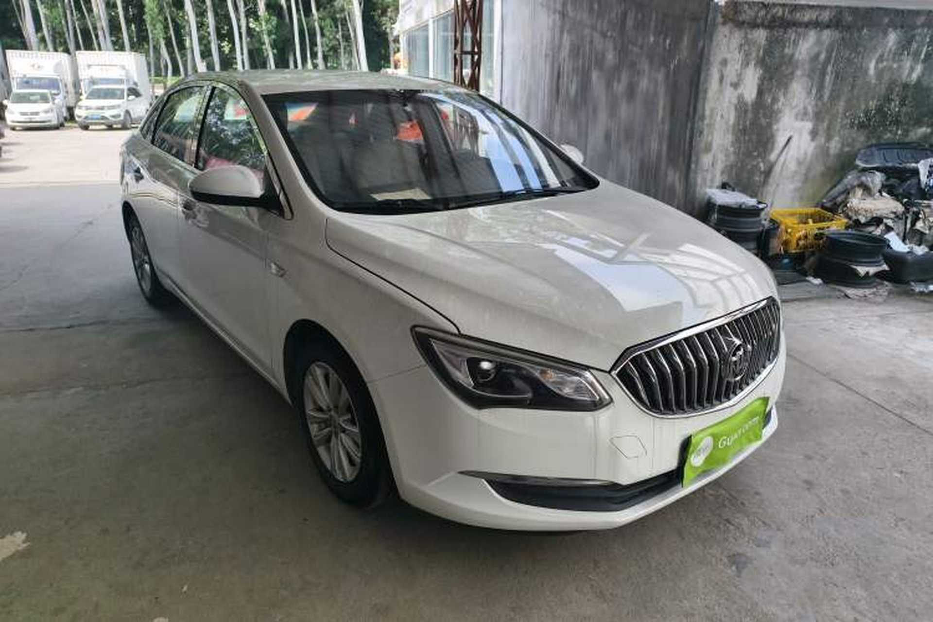Used Buick GT 2015 15N Automatic Entry-Level Trim Front Right 45 Deg