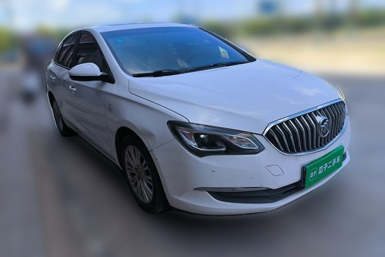 Used Buick GT 2015 18T Dual-Clutch Elite Model Front Right 45 Deg