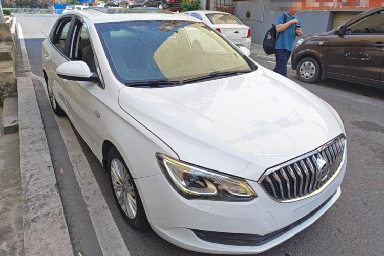 Used Buick GT 2015 15N Automatic Elite Version Front Right 45 Deg