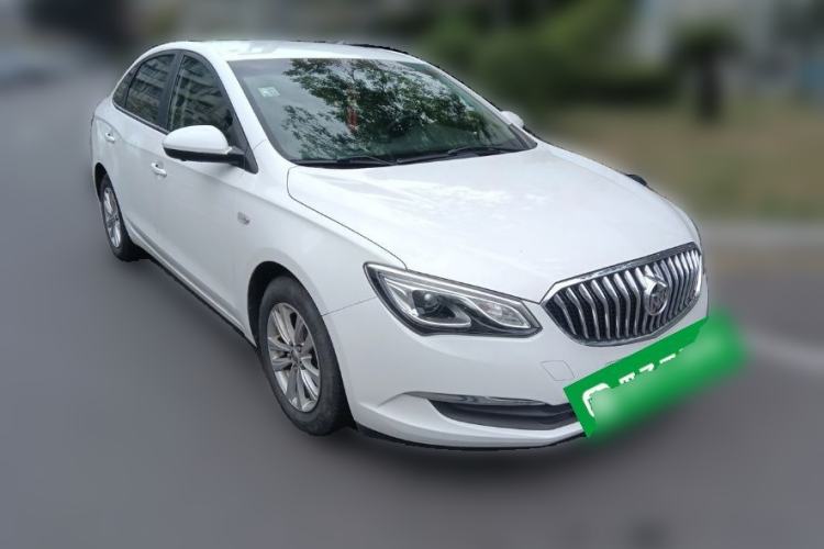 Used Buick GT 2015 15N Automatic Entry-Level Trim Front Right 45 Deg