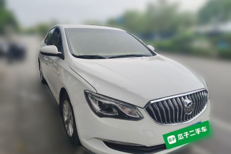 Used Buick GT 2015 15N Automatic Entry-Level Trim Front Right 45 Deg