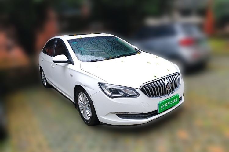 Used Buick GT 2015 18T Dual-Clutch Luxury Model Front Right 45 Deg