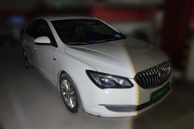 Used Buick GT 2015 15N Manual Luxury Version Front Right 45 Deg