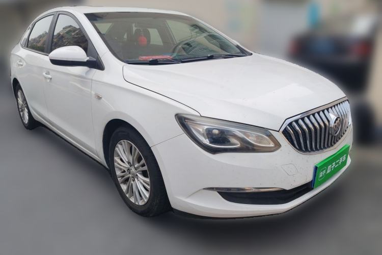 Used Buick GT 2015 18T Dual-Clutch Luxury Model Front Right 45 Deg