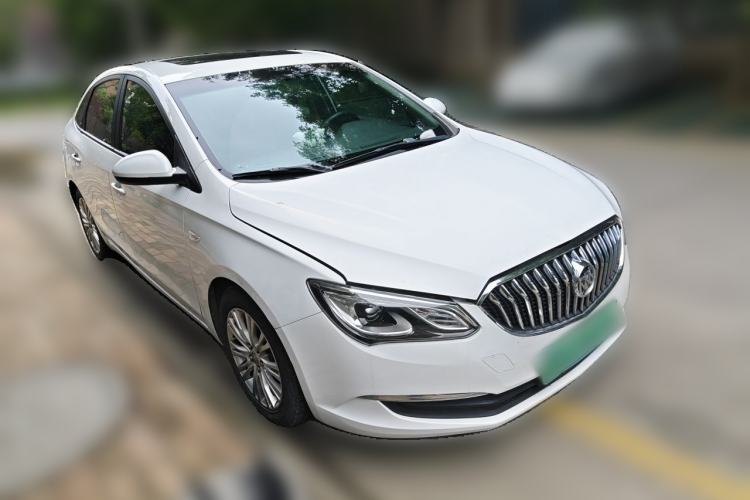 Used Buick GT 2015 15N Automatic Elite Version Front Right 45 Deg