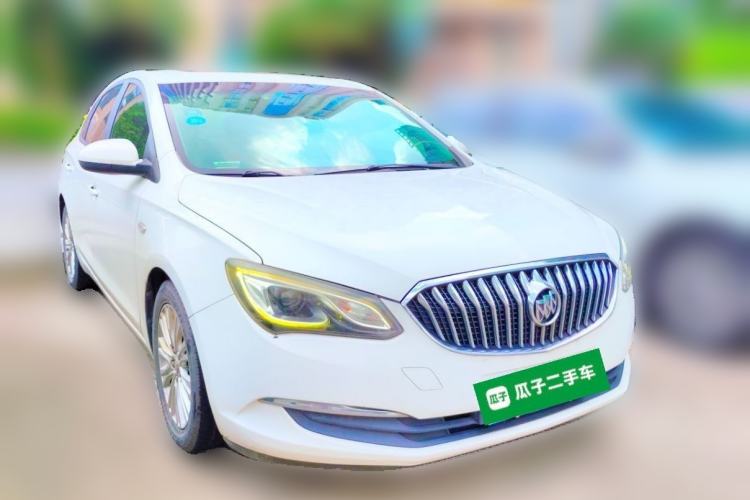 Used Buick GT 2015 18T Dual-Clutch Luxury Model Front Right 45 Deg