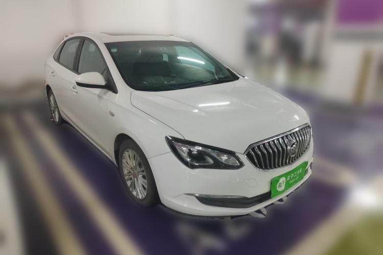 Used Buick GT 2015 18T Dual-Clutch Luxury Model Front Right 45 Deg