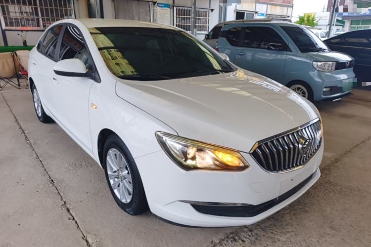 Used Buick GT 2015 15N Automatic Entry-Level Trim Front Right 45 Deg