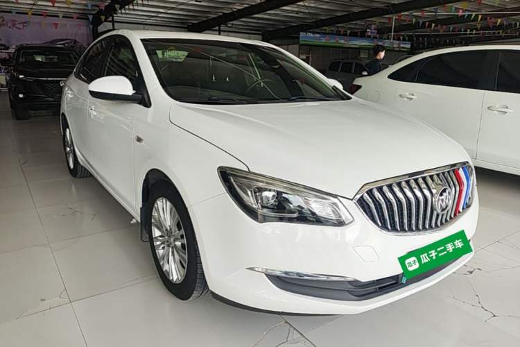 Used Buick GT 2015 15N Automatic Elite Version Front Right 45 Deg