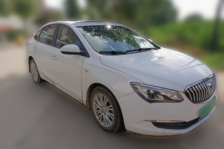 Used Buick GT 2015 15N Automatic Elite Version Front Right 45 Deg