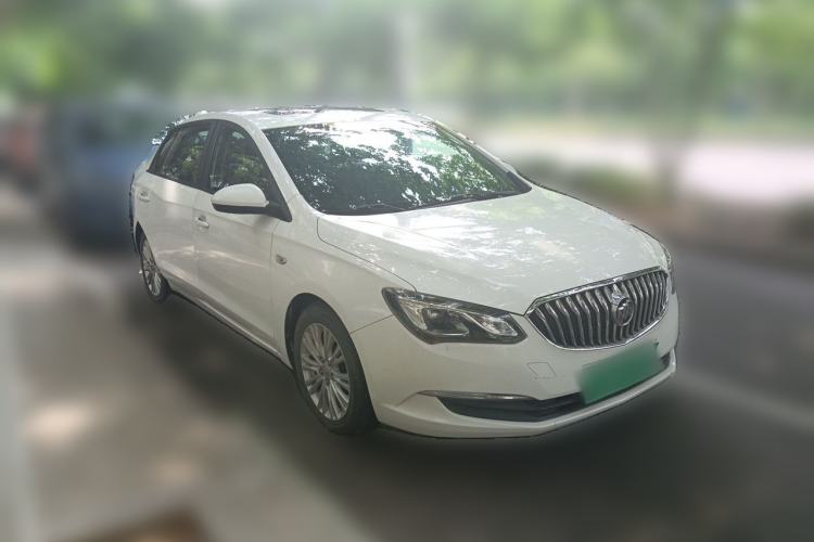 Used Buick GT 2015 15N Automatic Deluxe Edition Front Right 45 Deg
