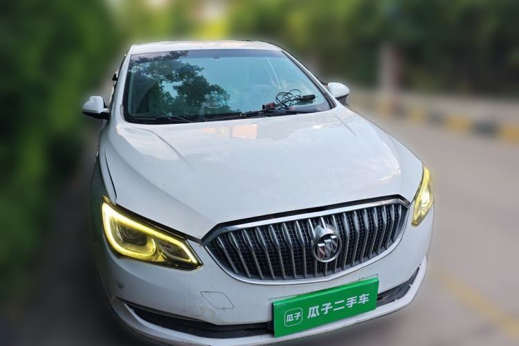 Used Buick GT 2015 15N Automatic Entry-Level Trim Front Right 45 Deg