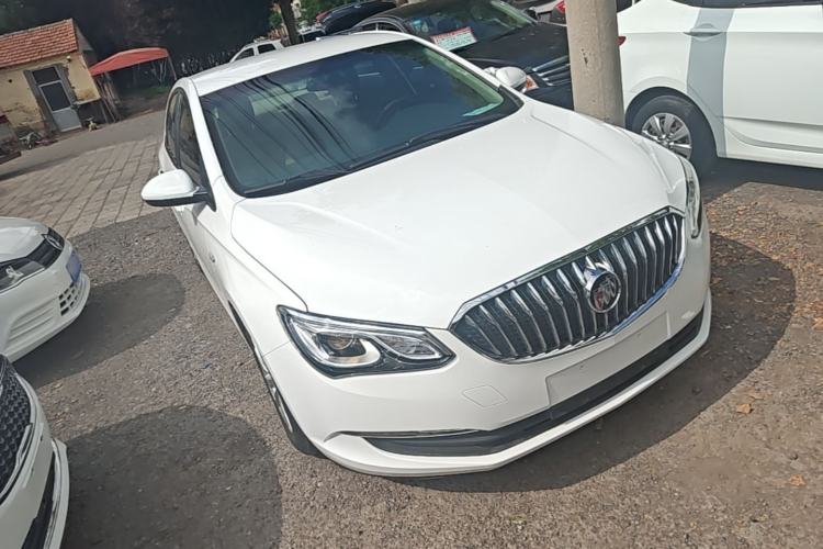 Used Buick GT 2015 15N Automatic Entry-Level Trim Front Right 45 Deg