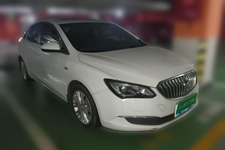 Used Buick GT 2015 15N Automatic Deluxe Edition Front Right 45 Deg