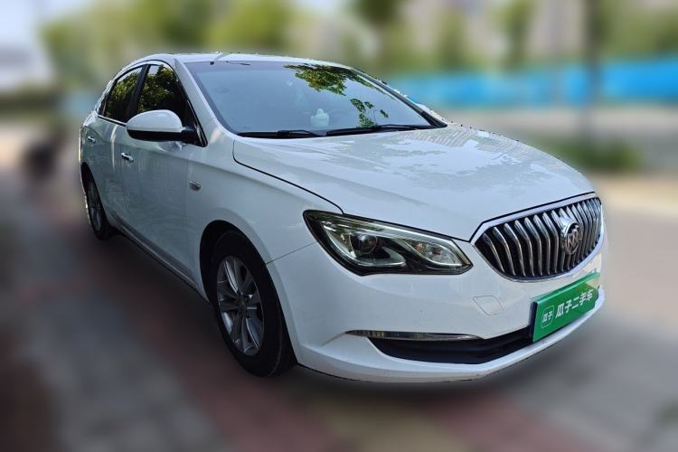 Used Buick GT 2015 15N Automatic Entry-Level Trim Front Right 45 Deg