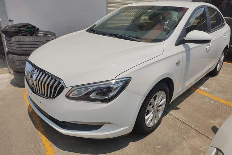 Used Buick GT 2015 15N Manual Entry-Level Trim Guazi used car, China used car export, Used car for sale, Used Buick cars, Cheapest cars for sale