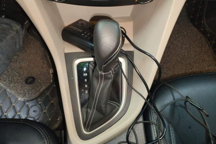 Used Buick GT 2015 15N Automatic Elite Version Gear Lever