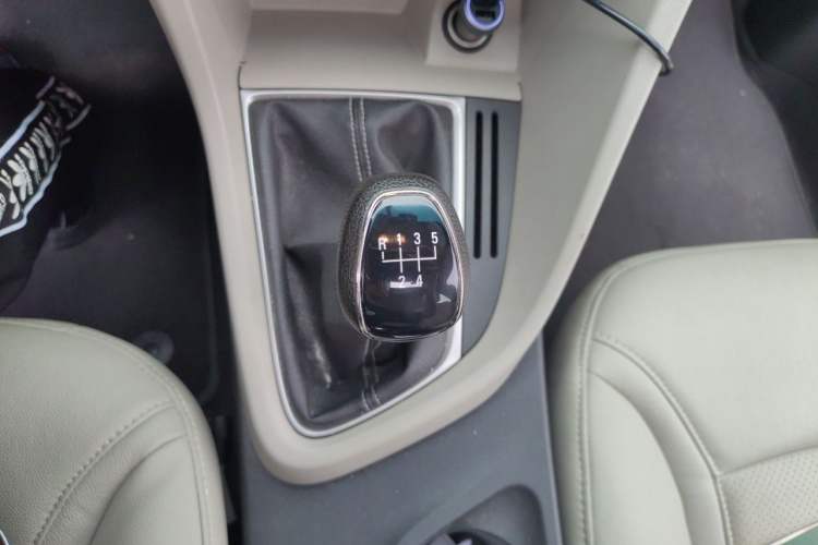 Used Buick GT 2015 15N Manual Elite Edition Gear Lever